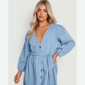 Boohoo plus deep V denim dress - size 24